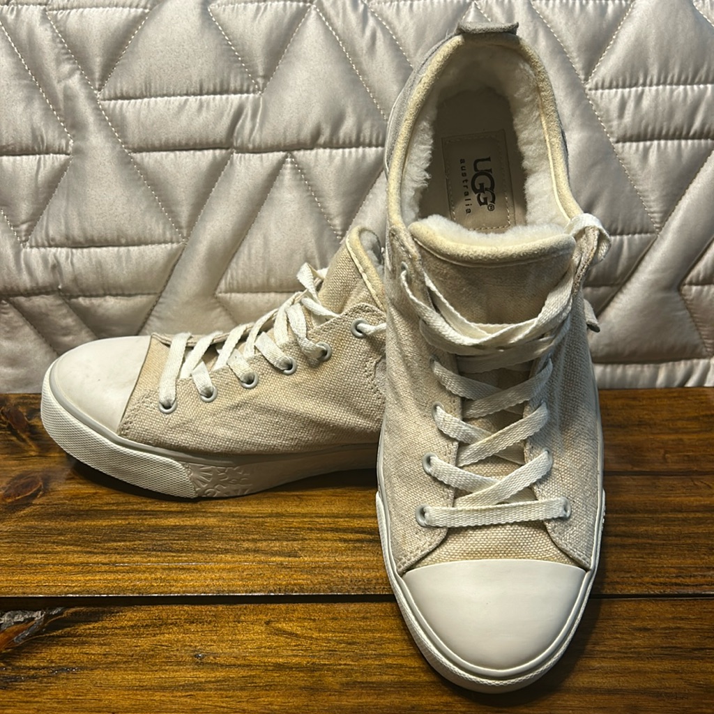 Ugg Australia 'Evera' Shearlings Lined Suede Sneakers